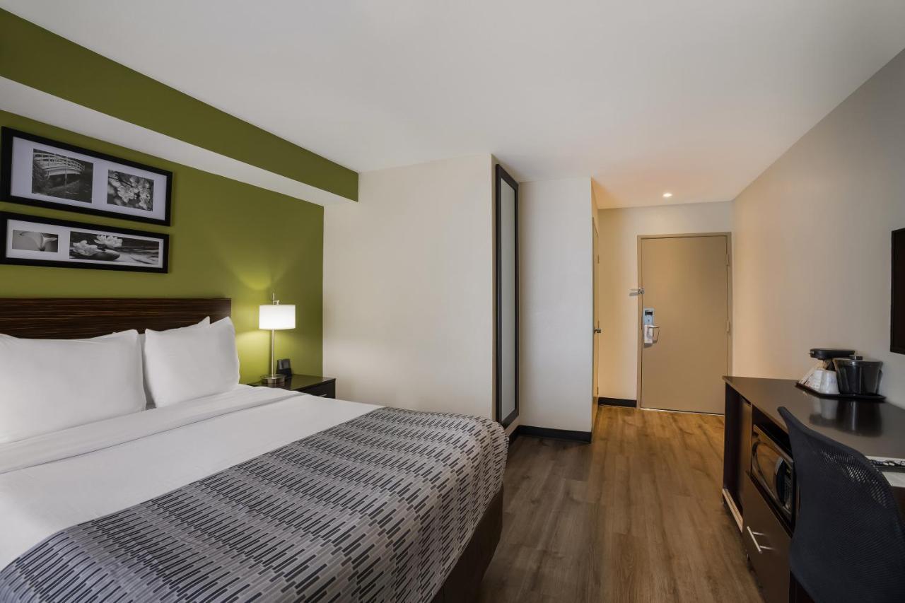 Surestay Plus By Best Western Mesa Superstition Springs Экстерьер фото