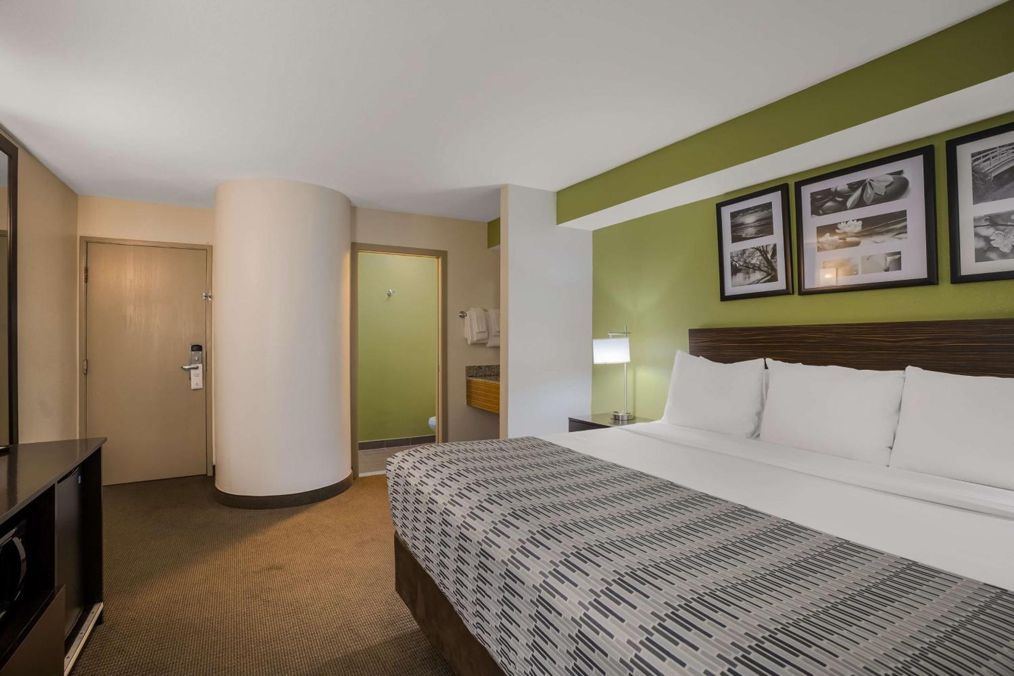 Surestay Plus By Best Western Mesa Superstition Springs Экстерьер фото