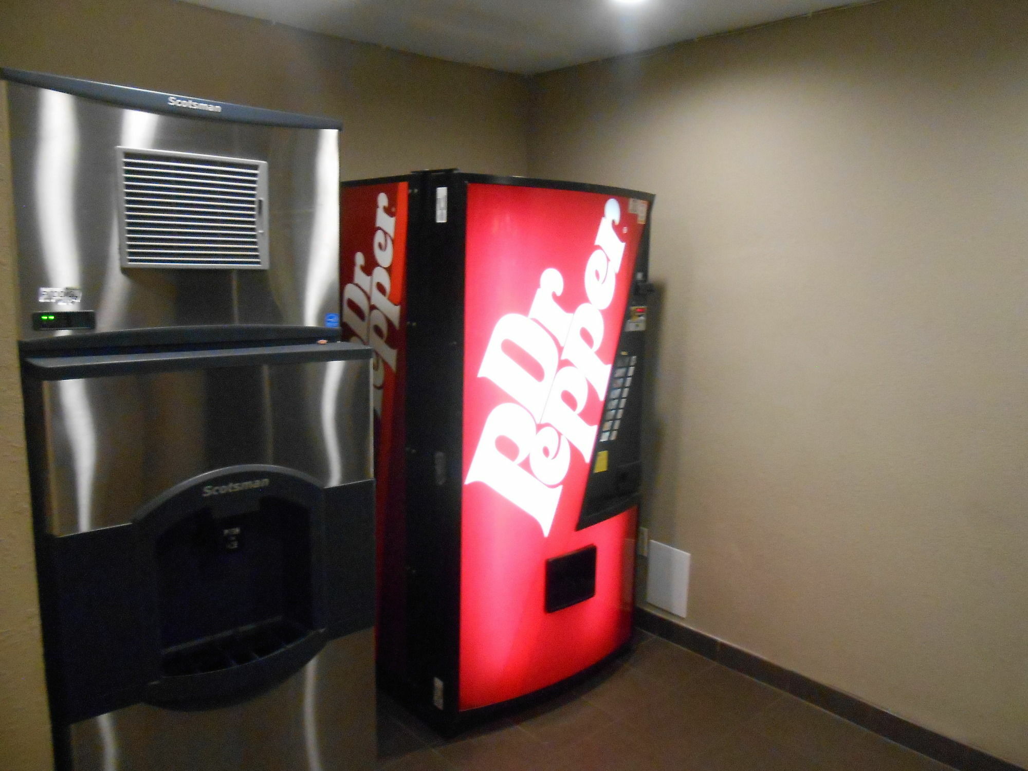 Surestay Plus By Best Western Mesa Superstition Springs Экстерьер фото